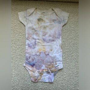 Gerber Baby Onesie 3-6 Months Tie Dye Pastels Handdyed Gift Newborn Cotton